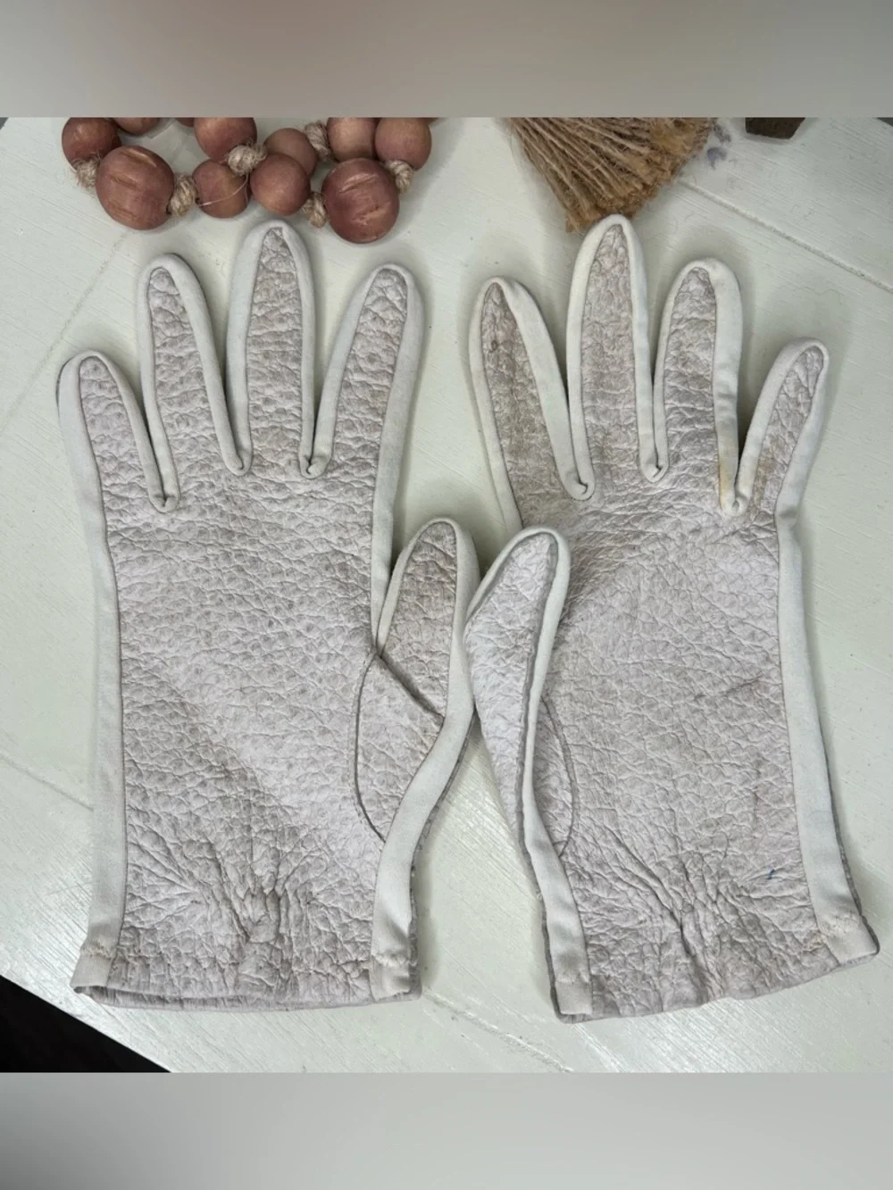 Vintage Van Raalte Textured Gloves